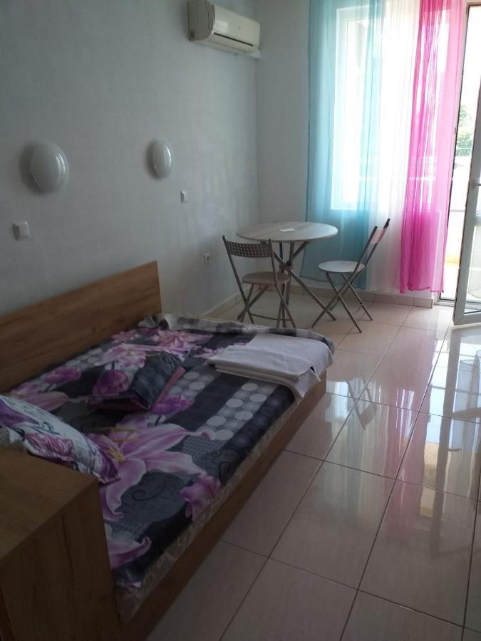 Apartamenti Ivaia Appartement Varna Buitenkant foto