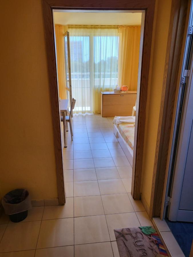 Apartamenti Ivaia Appartement Varna Buitenkant foto