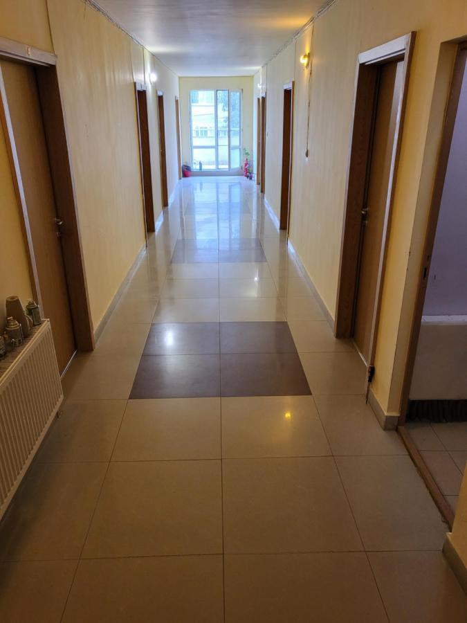 Apartamenti Ivaia Appartement Varna Buitenkant foto