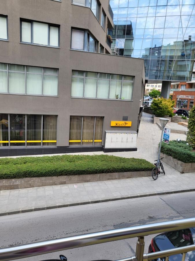 Apartamenti Ivaia Appartement Varna Buitenkant foto